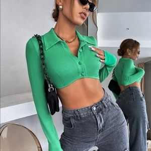 Cropped Ribbed Long Sleeve Top